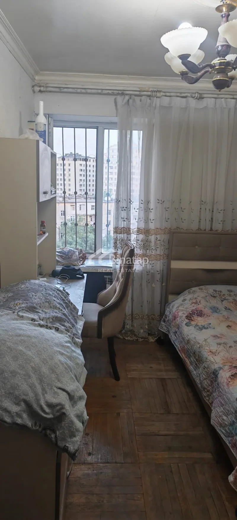 Satılır 3 otaqlı köhnə tikili 70 m², Memar Əcəmi m. — şəkil 4