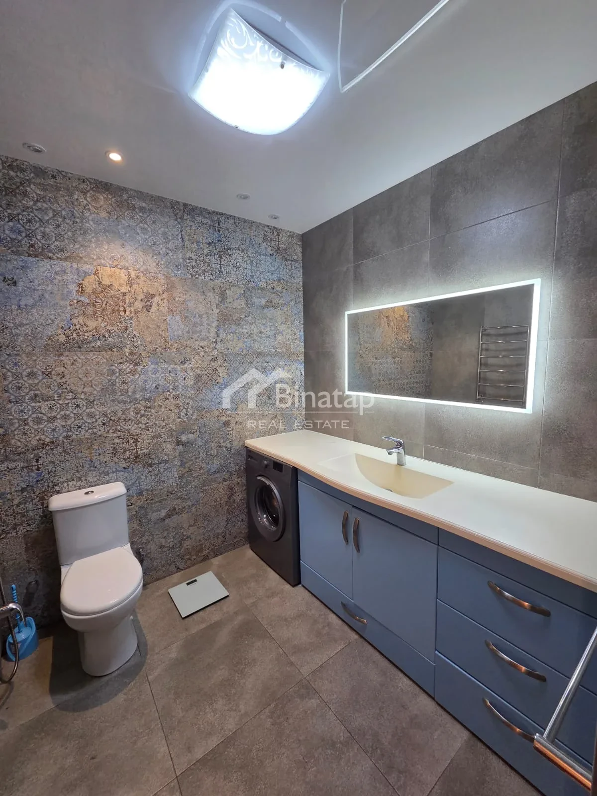 Satılır 2 otaqlı yeni tikili 106 m², 8 Noyabr m. — şəkil 5