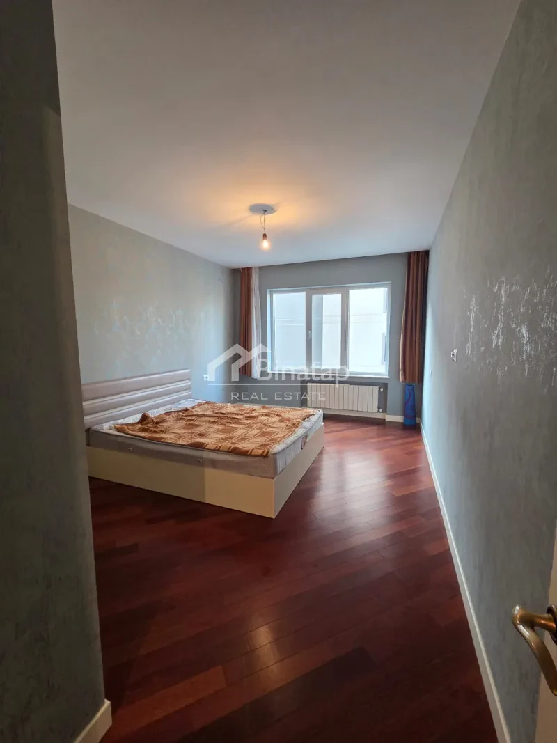 Satılır 2 otaqlı yeni tikili 106 m², 8 Noyabr m. — şəkil 7