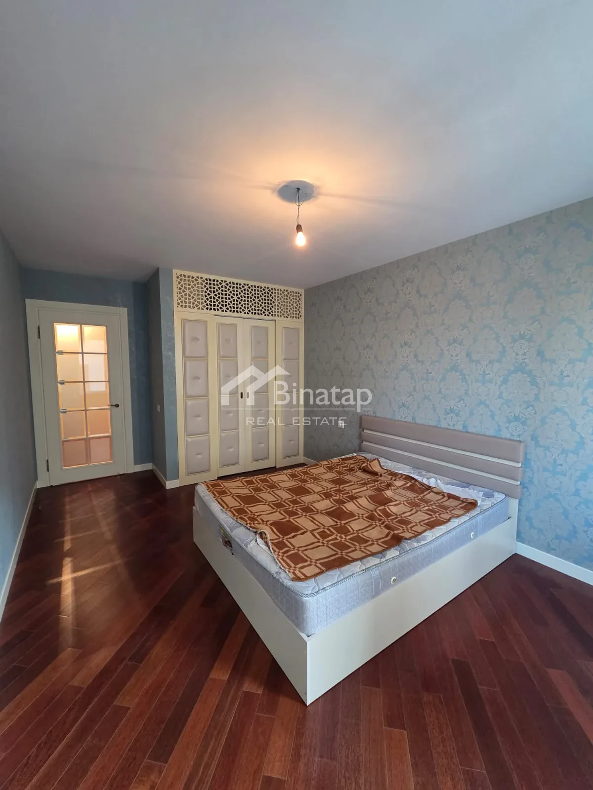 Satılır 2 otaqlı yeni tikili 106 m², 8 Noyabr m. — şəkil 8