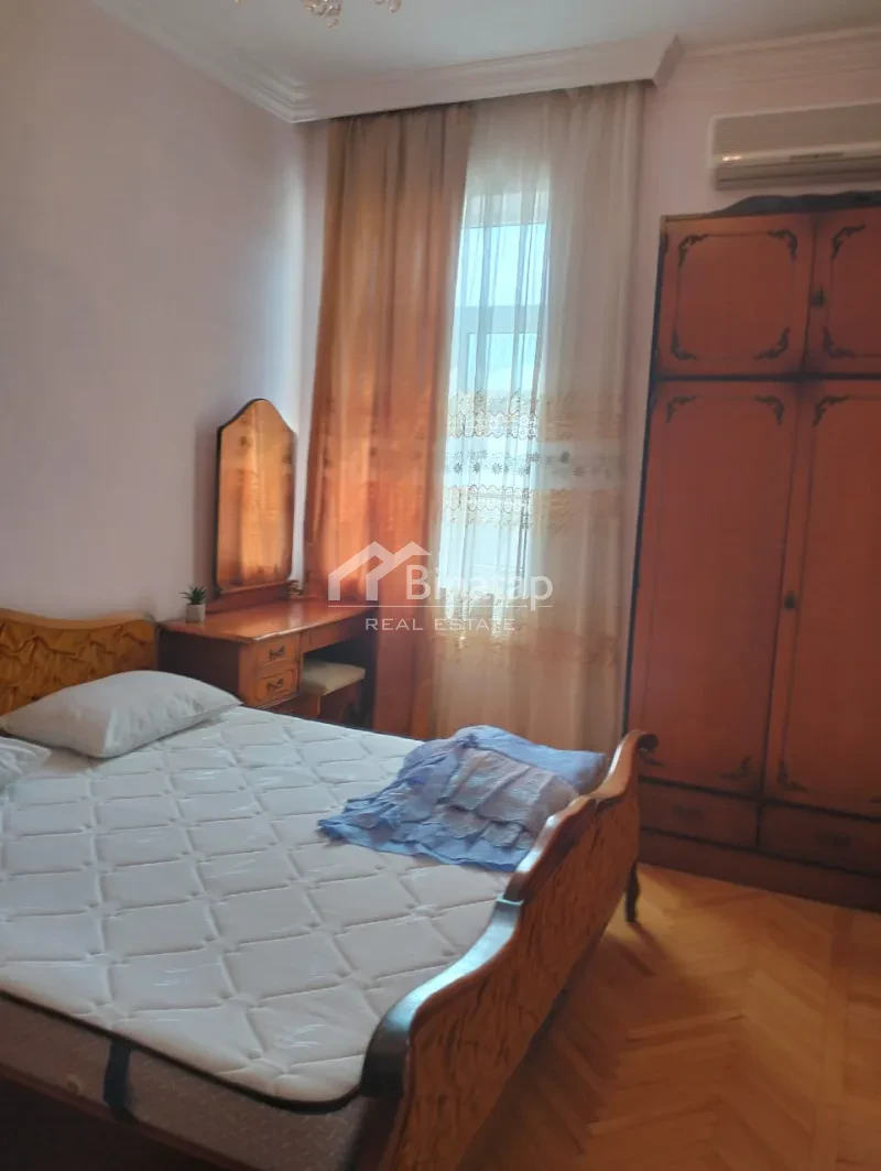 İcarəyə verilir 2 otaqlı köhnə tikili 82 m², Sahil m. — şəkil 5