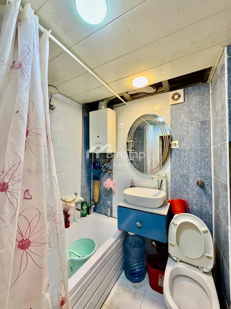 Продаётся 3-комн. квартира 65 м², м. Нариман Нариманов — фото 8