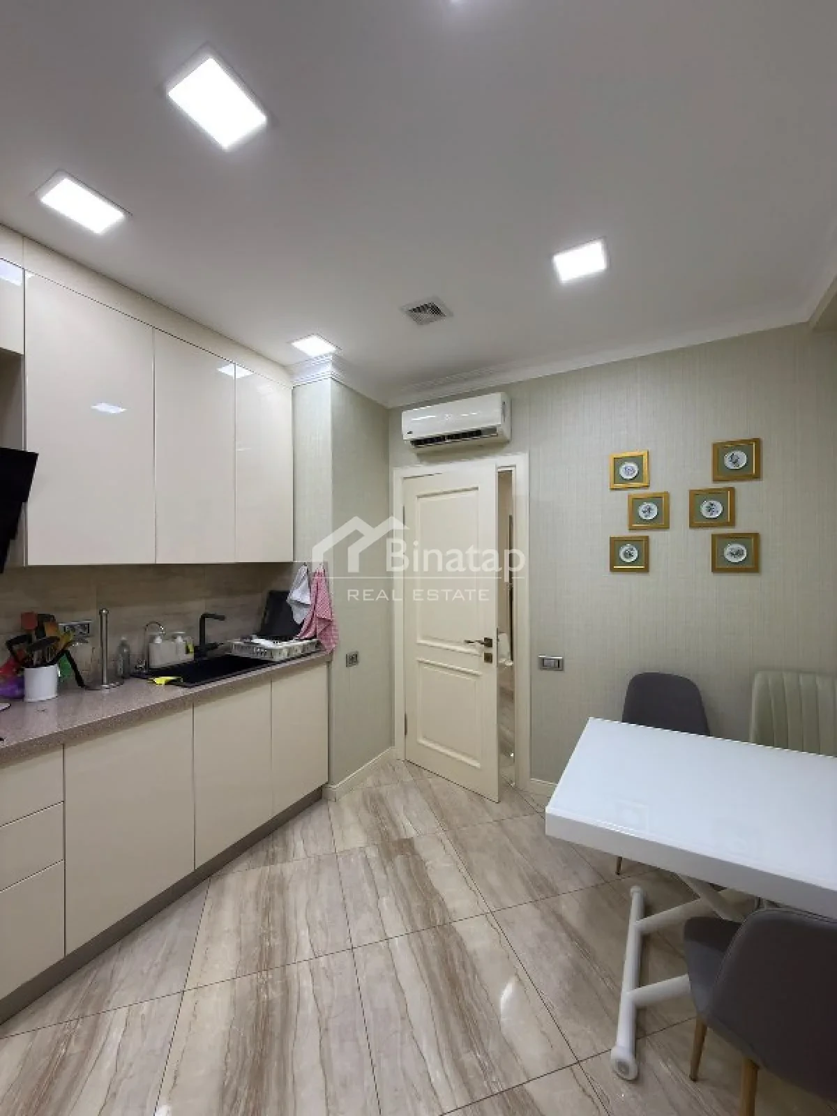 Satılır 3 otaqlı yeni tikili 116 m², 28 May m. — şəkil 9