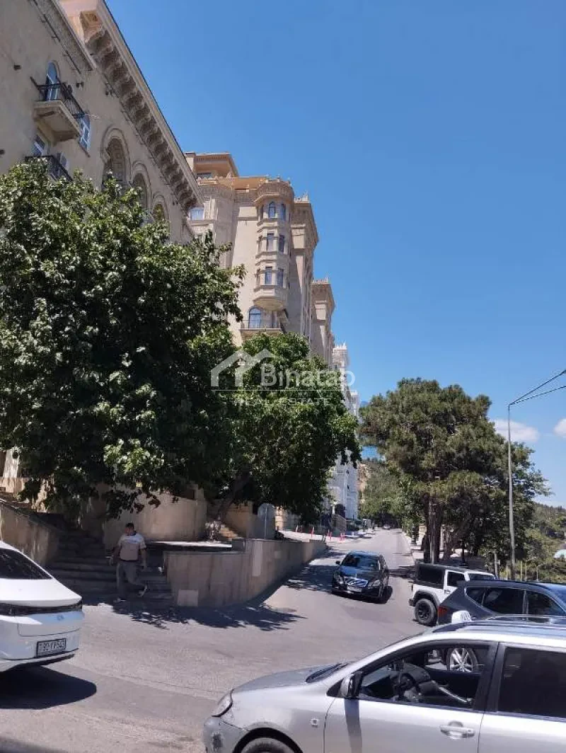 Продаётся 2-комн. квартира 50 м², м. Ичеришехер — фото 3