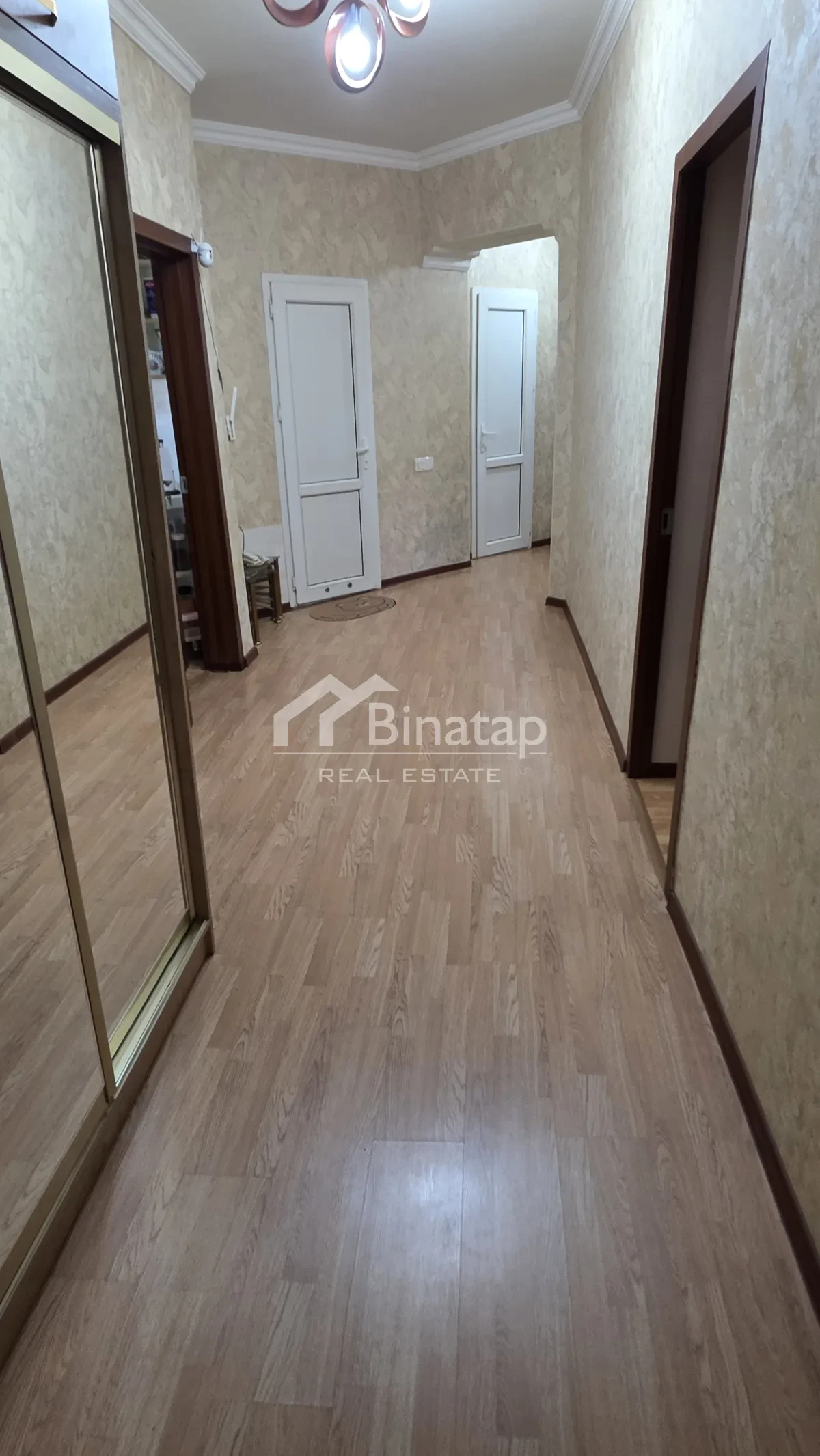 Satılır 4 otaqlı köhnə tikili 110 m², Nizami m. — şəkil 4