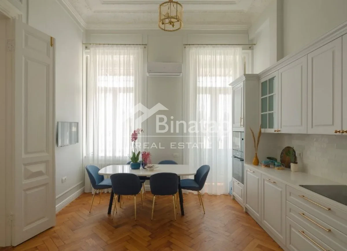 Satılır 3 otaqlı köhnə tikili 108 m², Sahil m. — şəkil 4