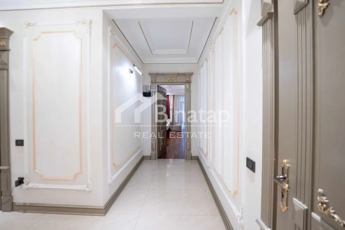 Satılır 3 otaqlı yeni tikili 159 m², 8 Noyabr m. — şəkil 9