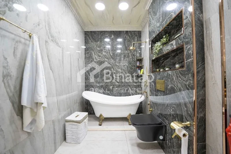 Satılır 3 otaqlı yeni tikili 159 m², 8 Noyabr m. — şəkil 16