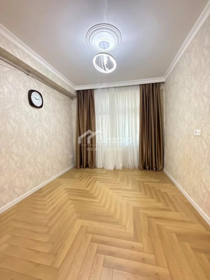 Satılır 2 otaqlı yeni tikili 52 m², İnşaatçılar m.