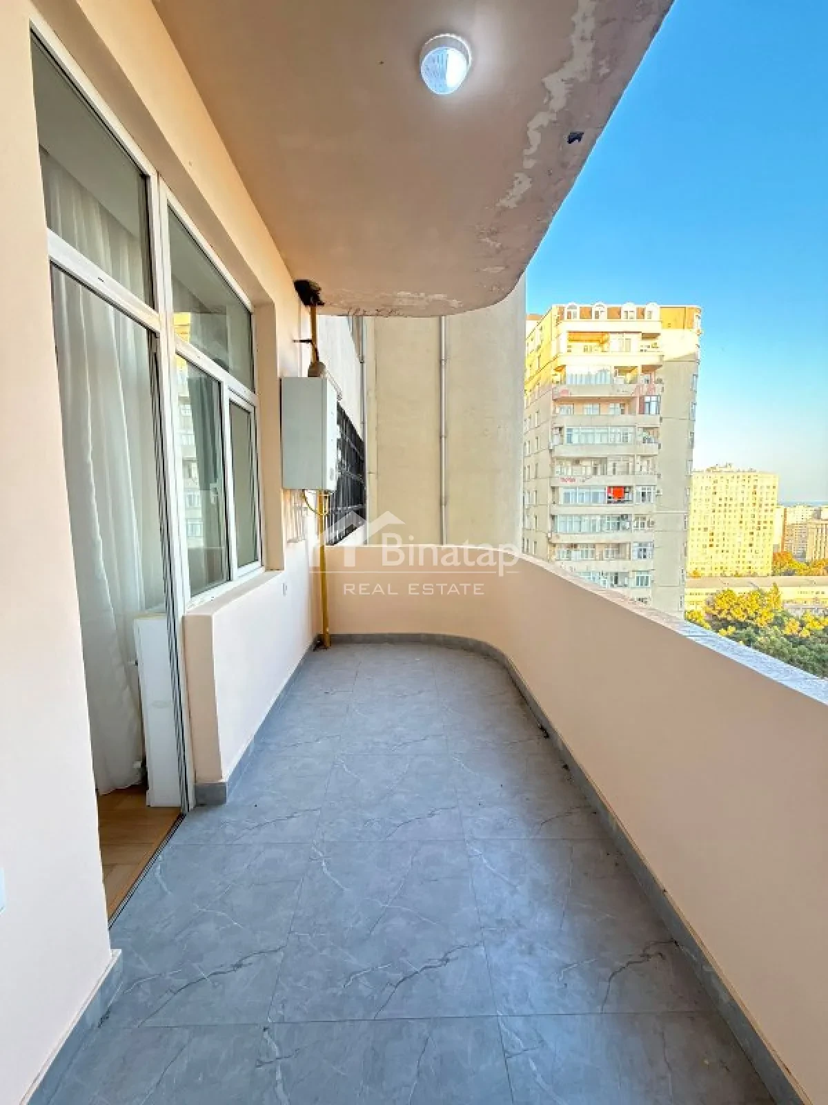 Satılır 2 otaqlı yeni tikili 52 m², İnşaatçılar m. — şəkil 11