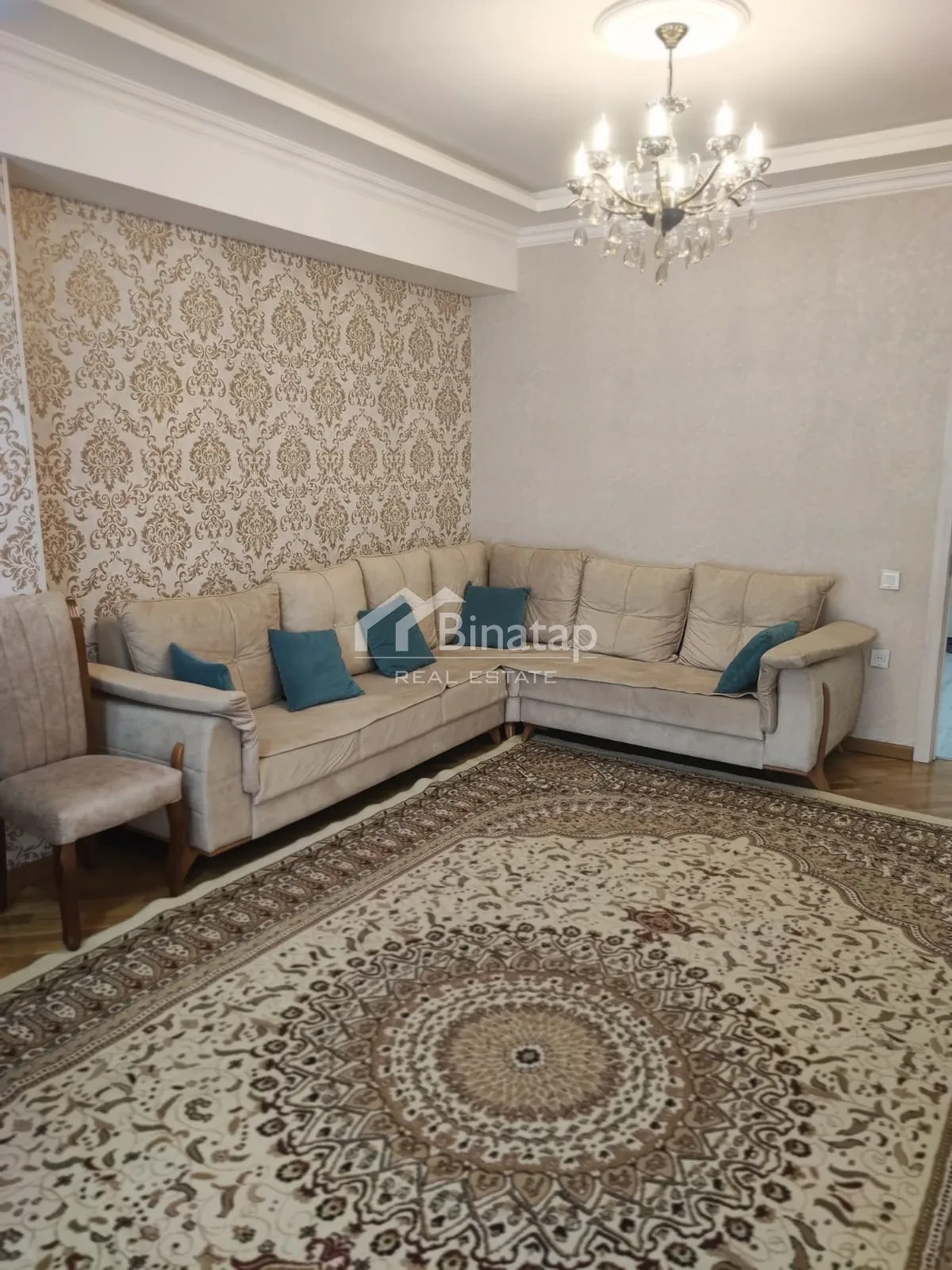 İcarəyə verilir 3 otaqlı yeni tikili 97 m², 28 May m. — şəkil 2