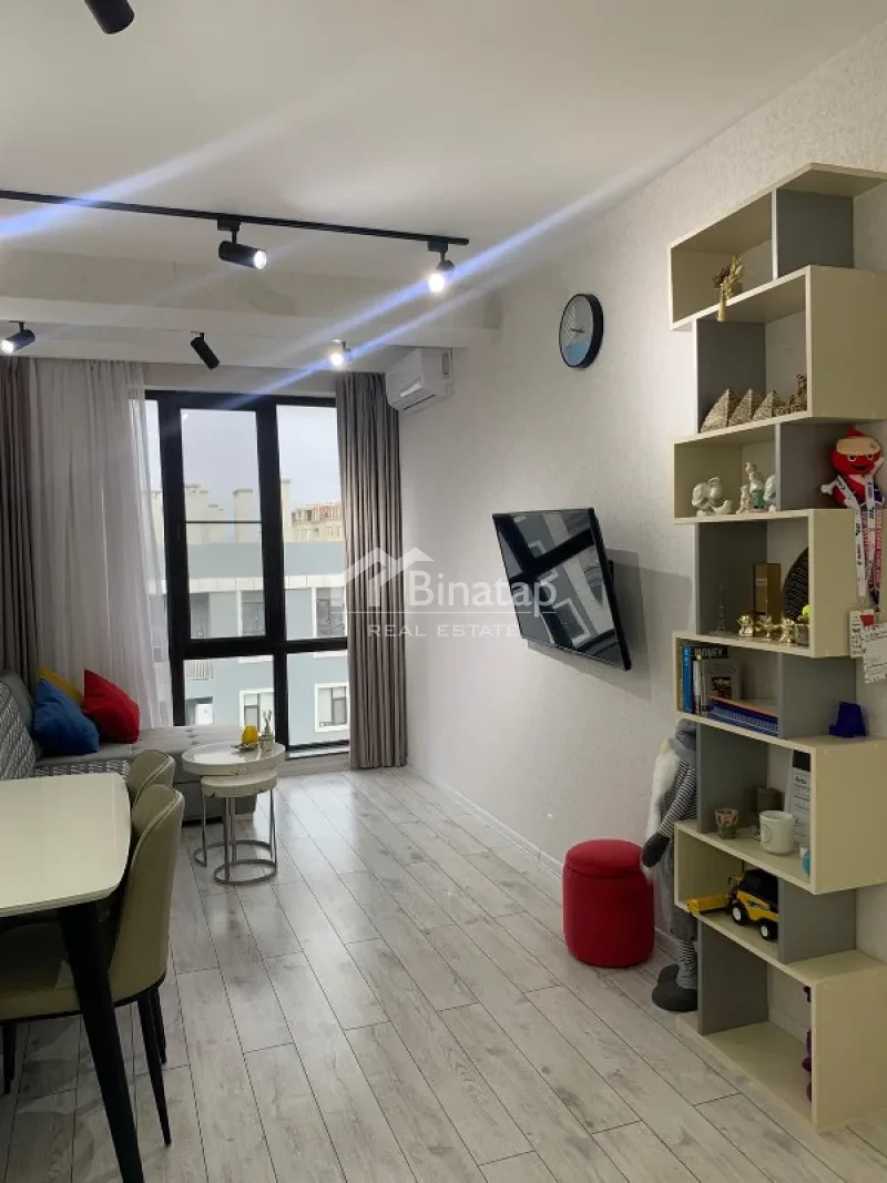 Satılır 2 otaqlı yeni tikili 62 m², 28 May m. — şəkil 2