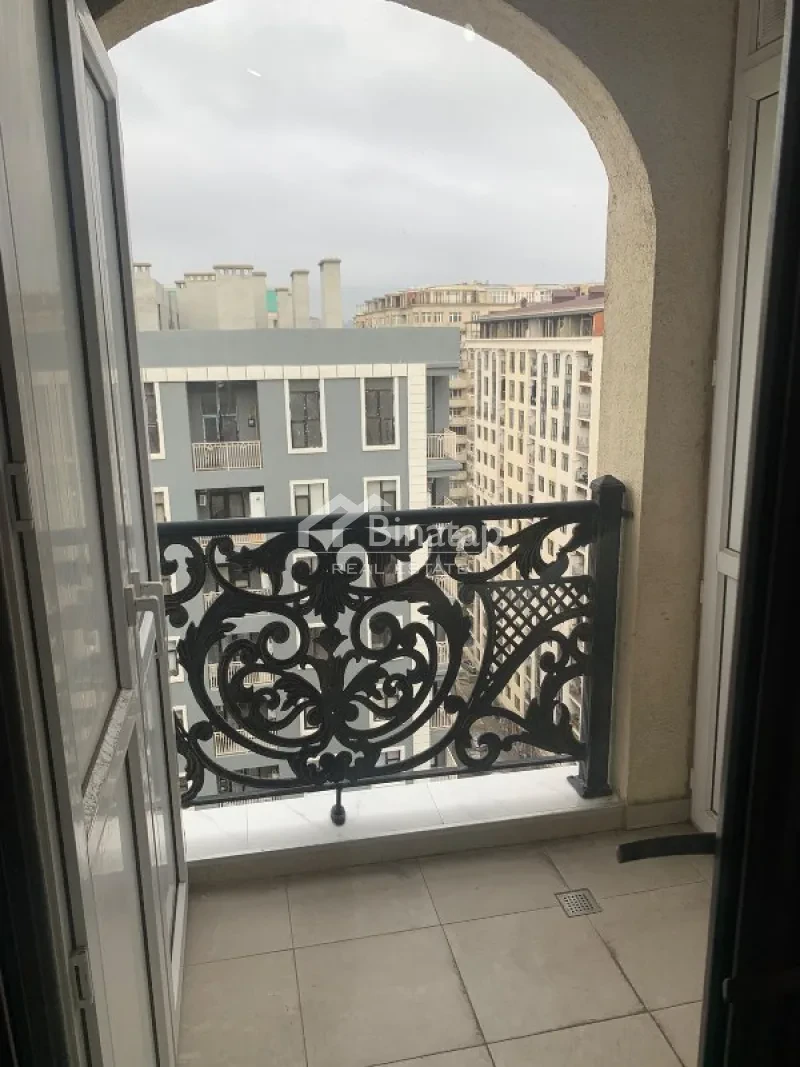Satılır 2 otaqlı yeni tikili 62 m², 28 May m. — şəkil 12