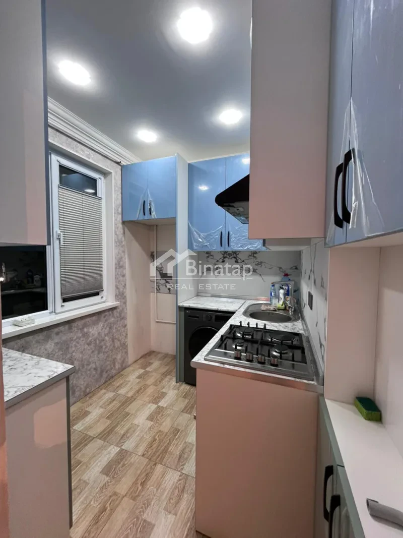 Satılır 2 otaqlı köhnə tikili 50 m², 20 Yanvar m. — şəkil 7