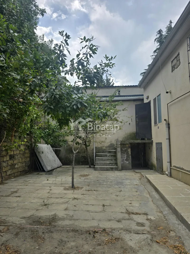 Satılır 3 otaqlı köhnə tikili 90 m², Elmlər Akademiyası m.
