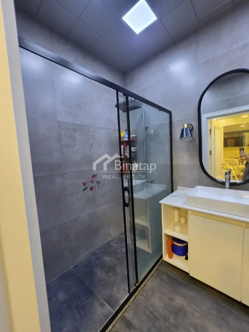 Satılır 2 otaqlı yeni tikili 65 m², 8 Noyabr m. — şəkil 17