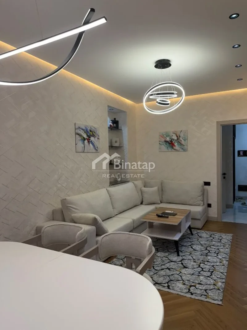 Satılır 2 otaqlı yeni tikili 60 m², 28 May m. — şəkil 3