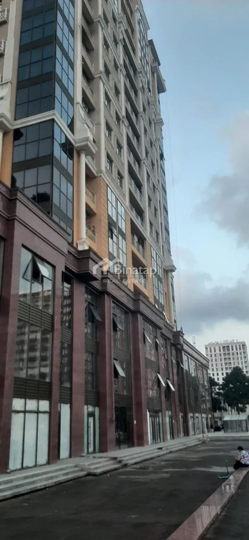 İcarəyə verilir 3 otaqlı yeni tikili 120 m², 28 May m. — şəkil 17