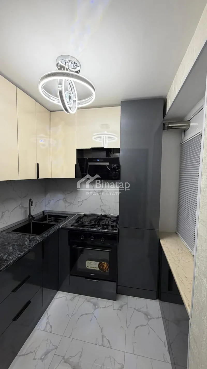 Satılır 3 otaqlı köhnə tikili 67 m², Gənclik m. — şəkil 7