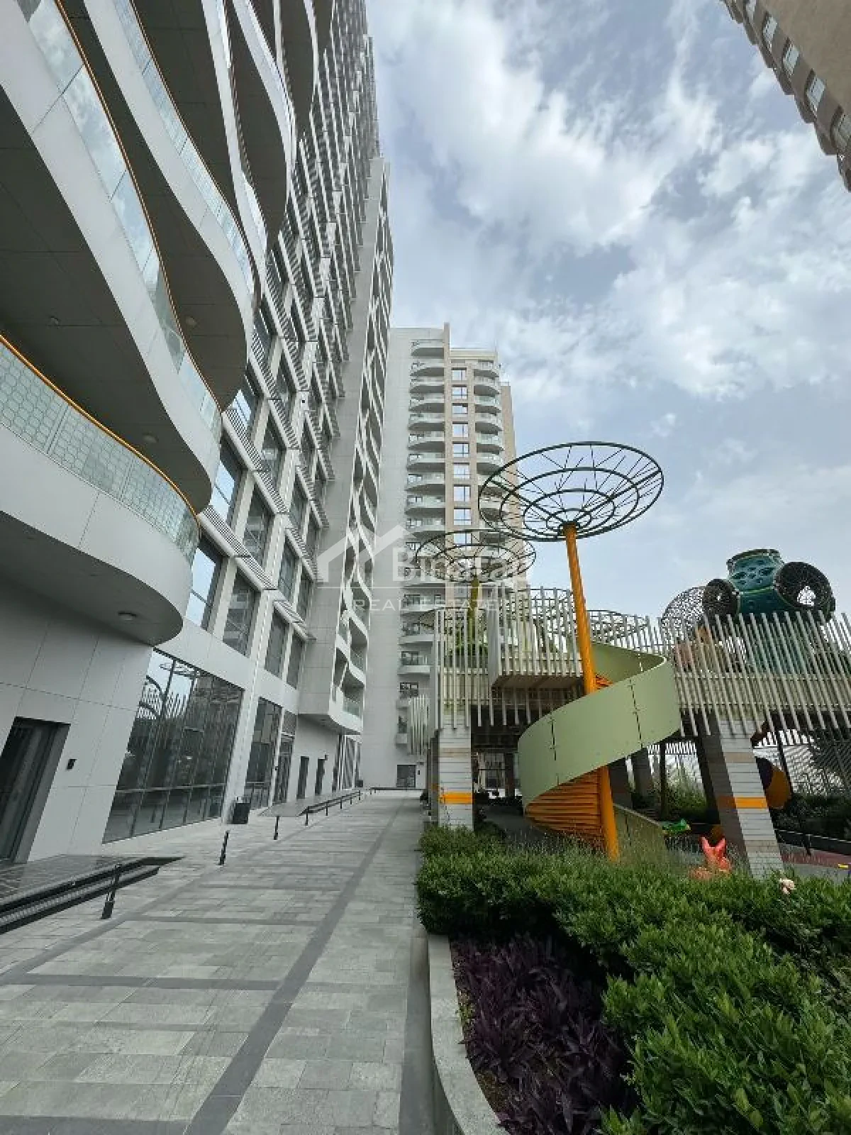 Satılır 4 otaqlı yeni tikili 248 m², Nizami m. — şəkil 2