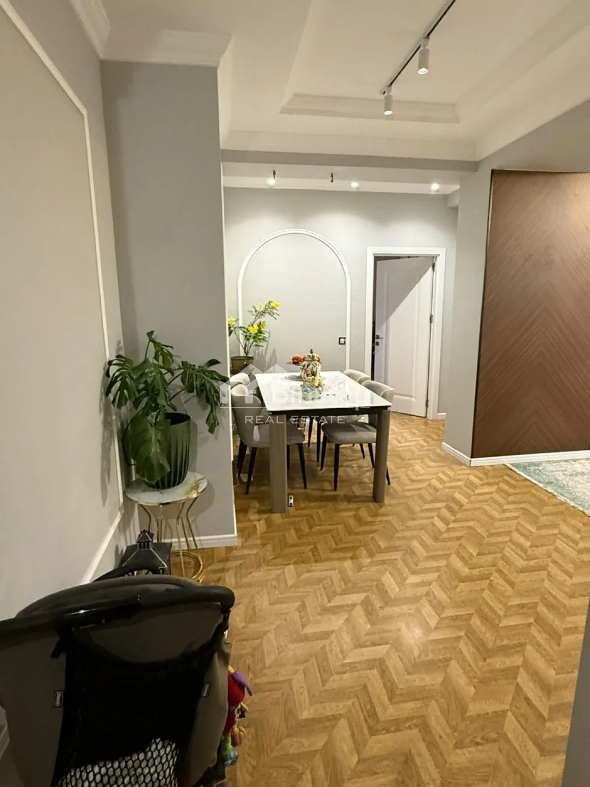 Satılır 3 otaqlı yeni tikili 130 m², İnşaatçılar m. — şəkil 4