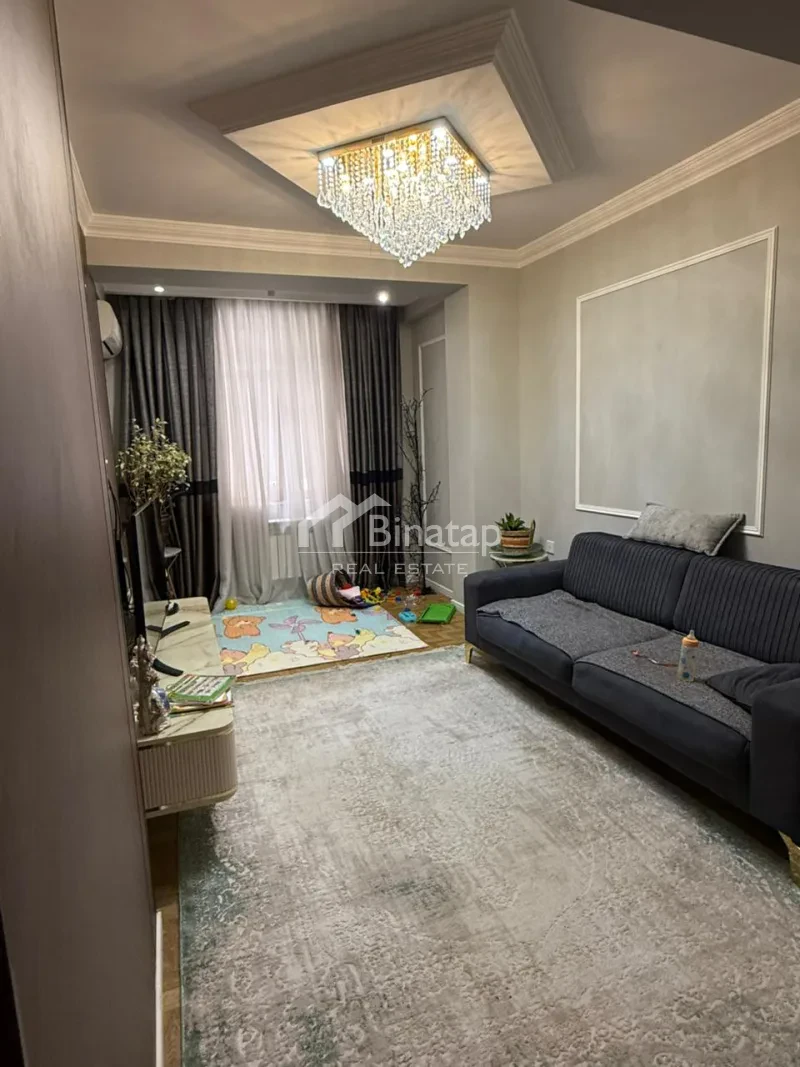 Satılır 3 otaqlı yeni tikili 130 m², İnşaatçılar m. — şəkil 15