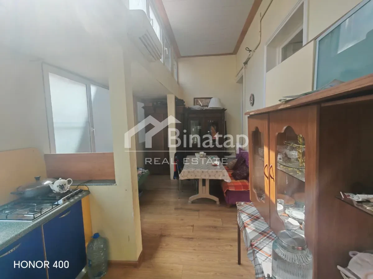 Satılır 2 otaqlı köhnə tikili 110 m², Sahil m. — şəkil 8