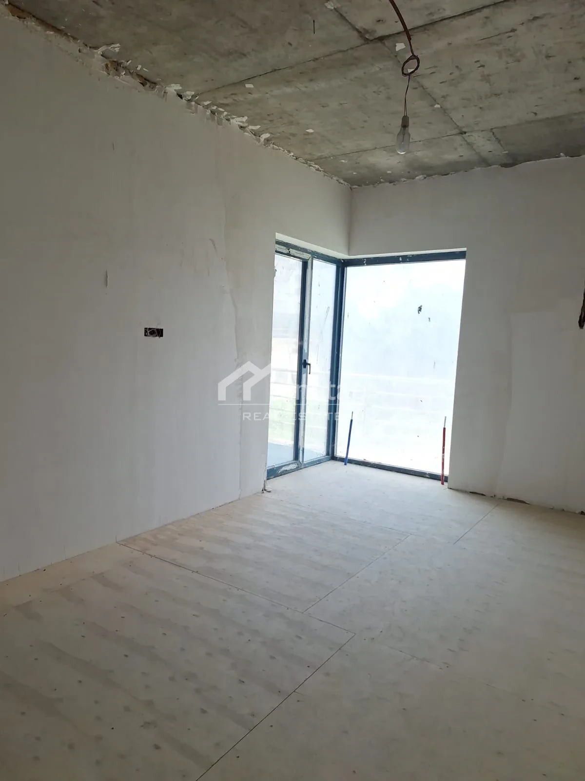 Satılır 4 otaqlı yeni tikili 205 m², 28 May m. — şəkil 8