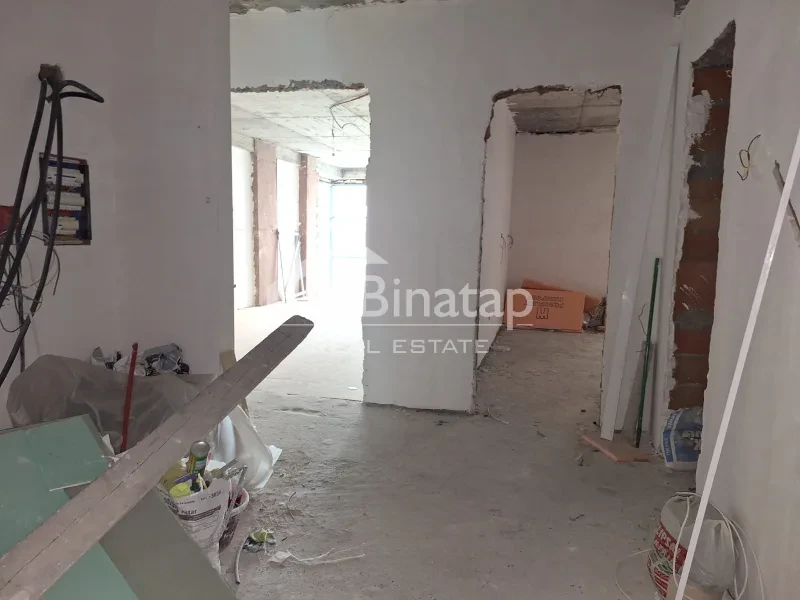 Satılır 4 otaqlı yeni tikili 205 m², 28 May m. — şəkil 18