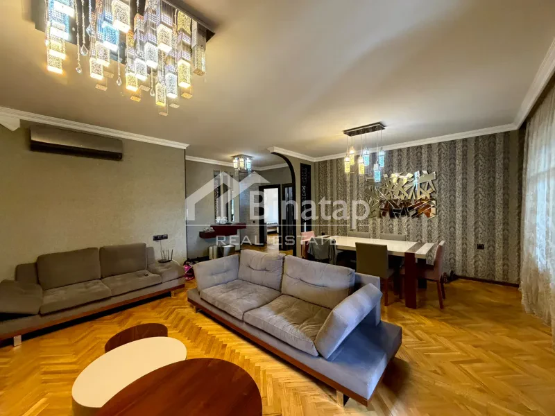 Satılır 4 otaqlı köhnə tikili 90 m², Bakıxanov qəs. — şəkil 3