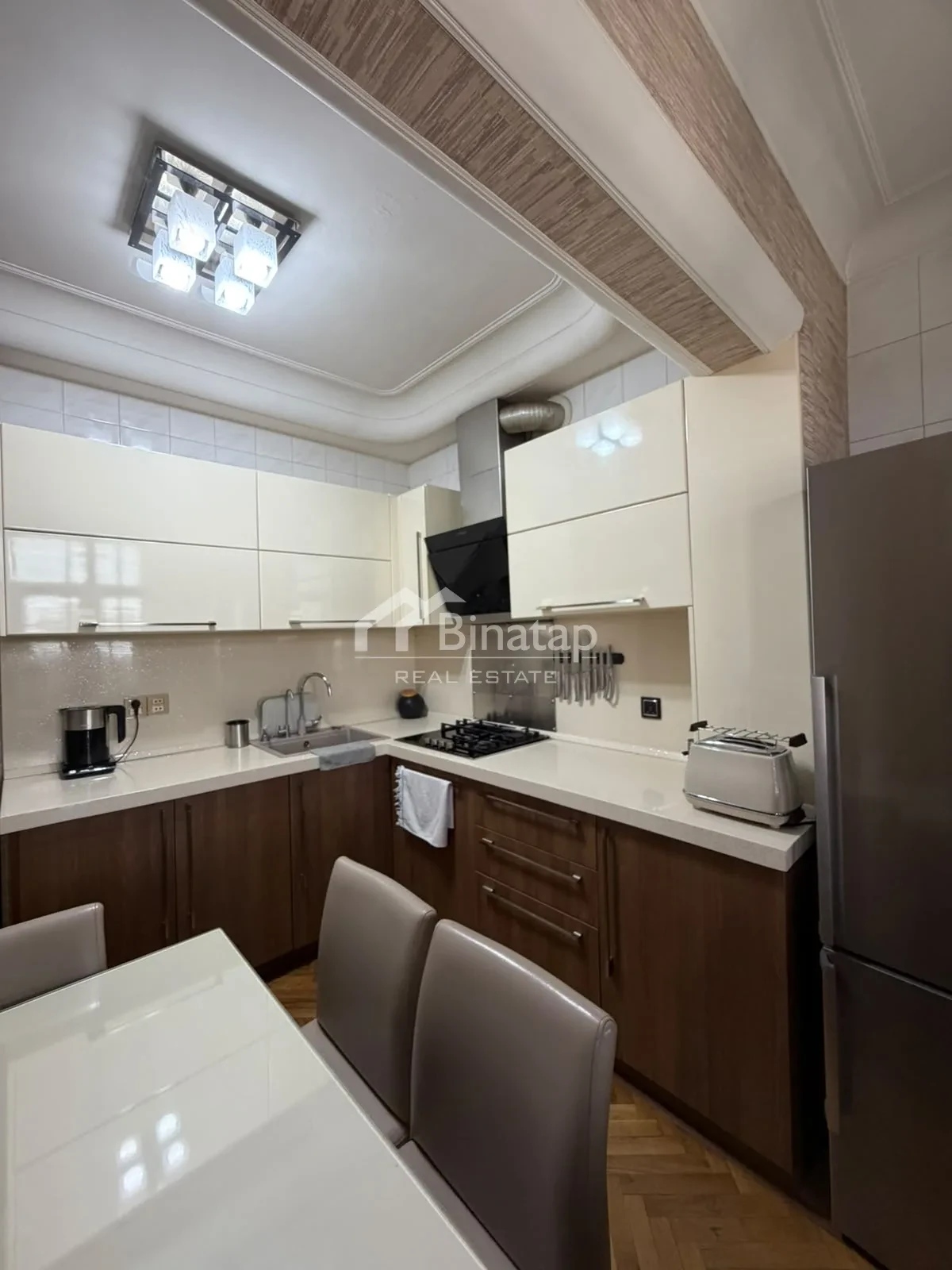 Satılır 4 otaqlı köhnə tikili 90 m², Bakıxanov qəs. — şəkil 14