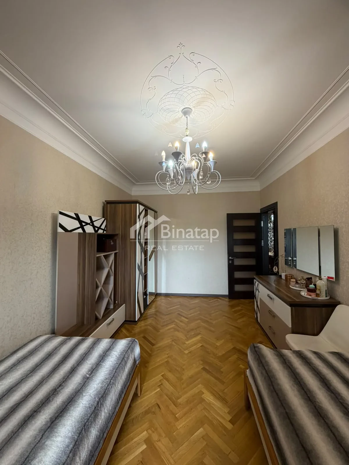 Satılır 4 otaqlı köhnə tikili 90 m², Bakıxanov qəs. — şəkil 17