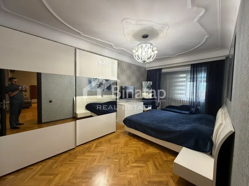Satılır 4 otaqlı köhnə tikili 90 m², Bakıxanov qəs. — şəkil 20