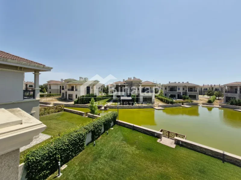 Satılır 4 otaqlı həyət evi / bağ evi 350 m², Koroğlu m. — şəkil 13