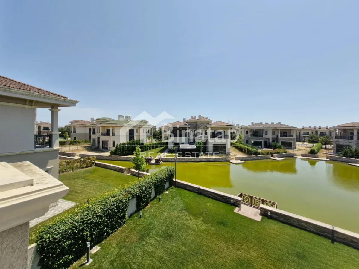 Satılır 4 otaqlı həyət evi / bağ evi 350 m², Koroğlu m. — şəkil 13