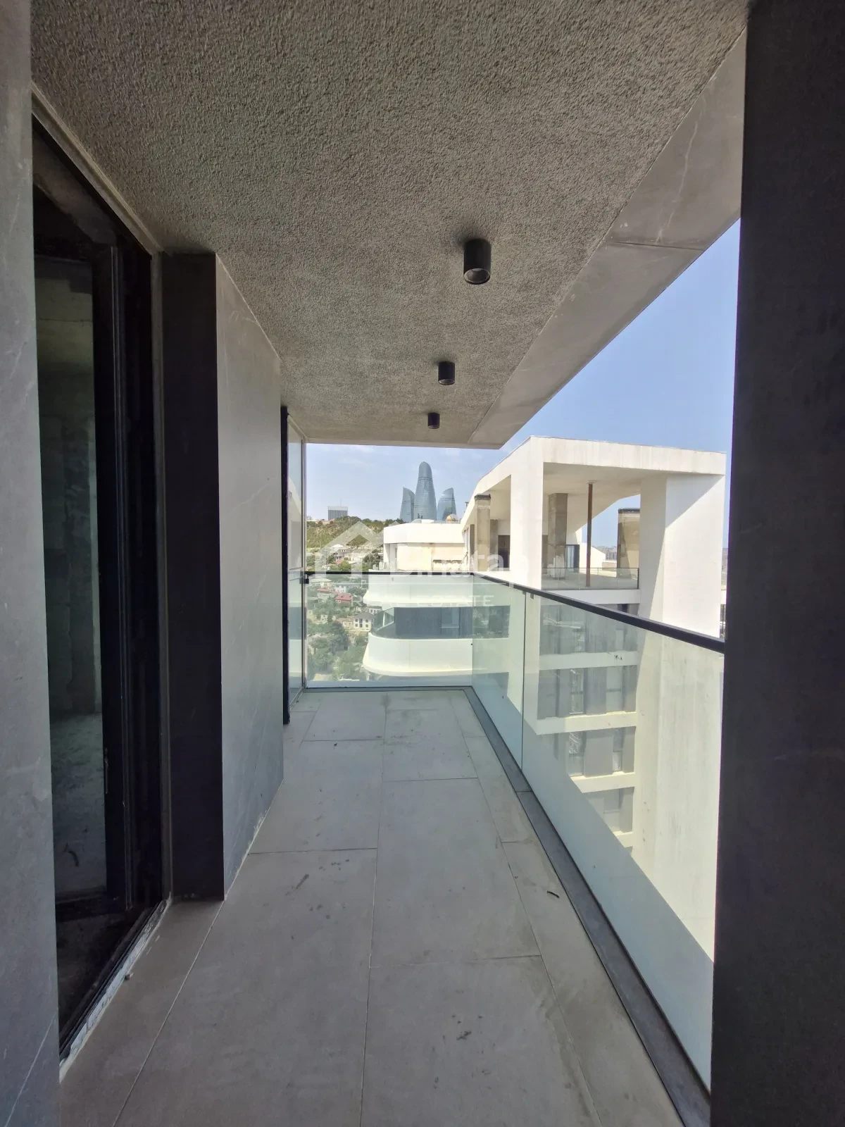 Продаётся 4-комн. новостройка 165 м², м. Ичеришехер — фото 2