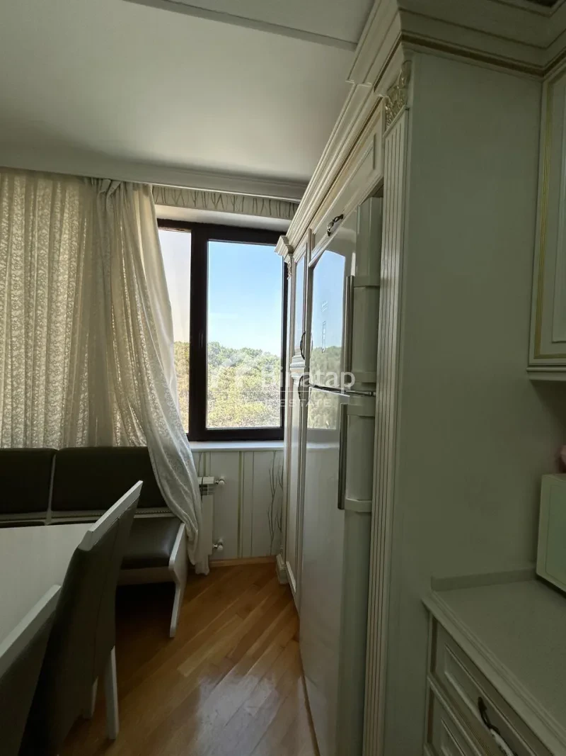 Satılır 2 otaqlı köhnə tikili 52 m², Elmlər Akademiyası m. — şəkil 3
