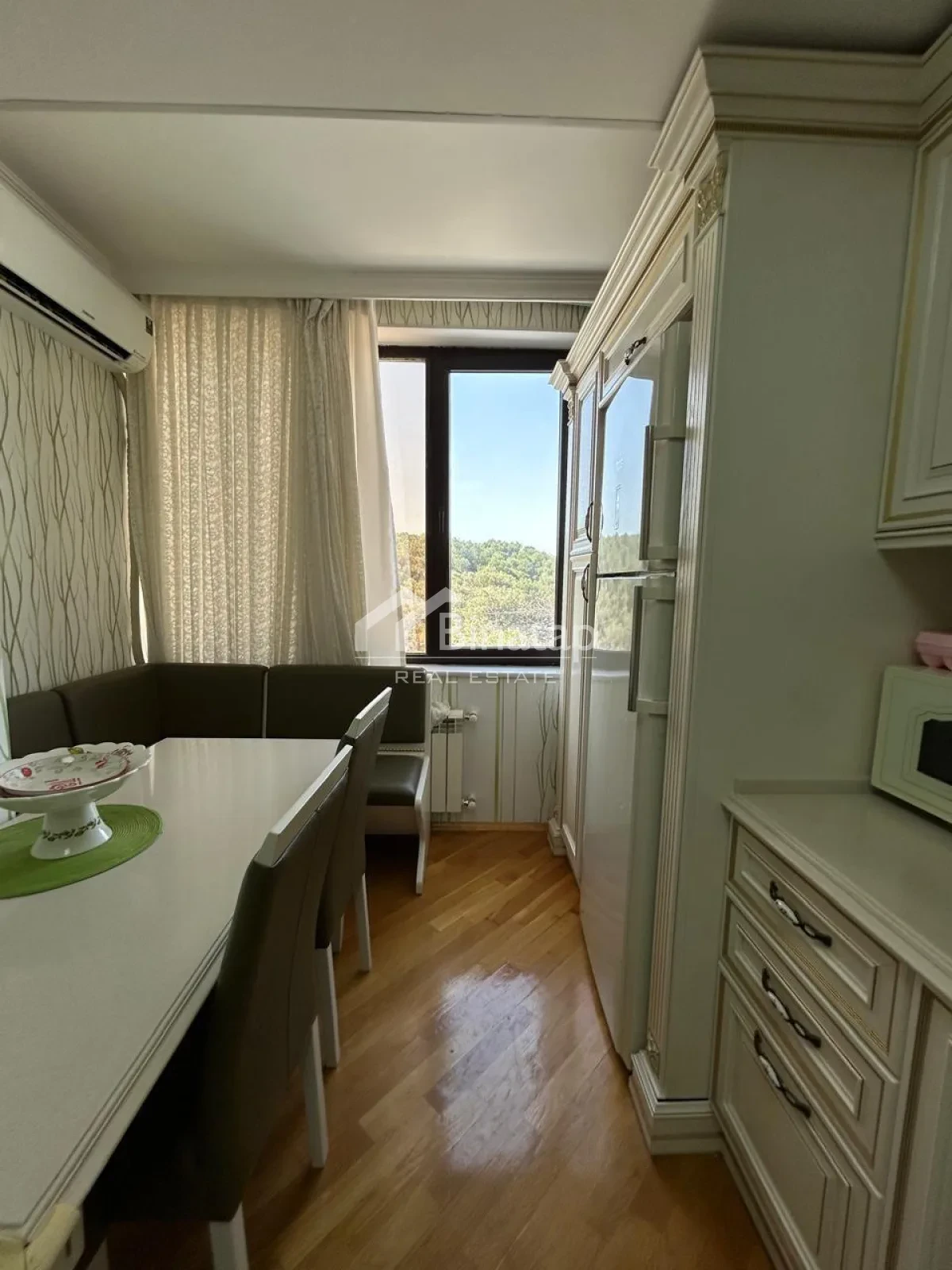 Satılır 2 otaqlı köhnə tikili 52 m², Elmlər Akademiyası m. — şəkil 4