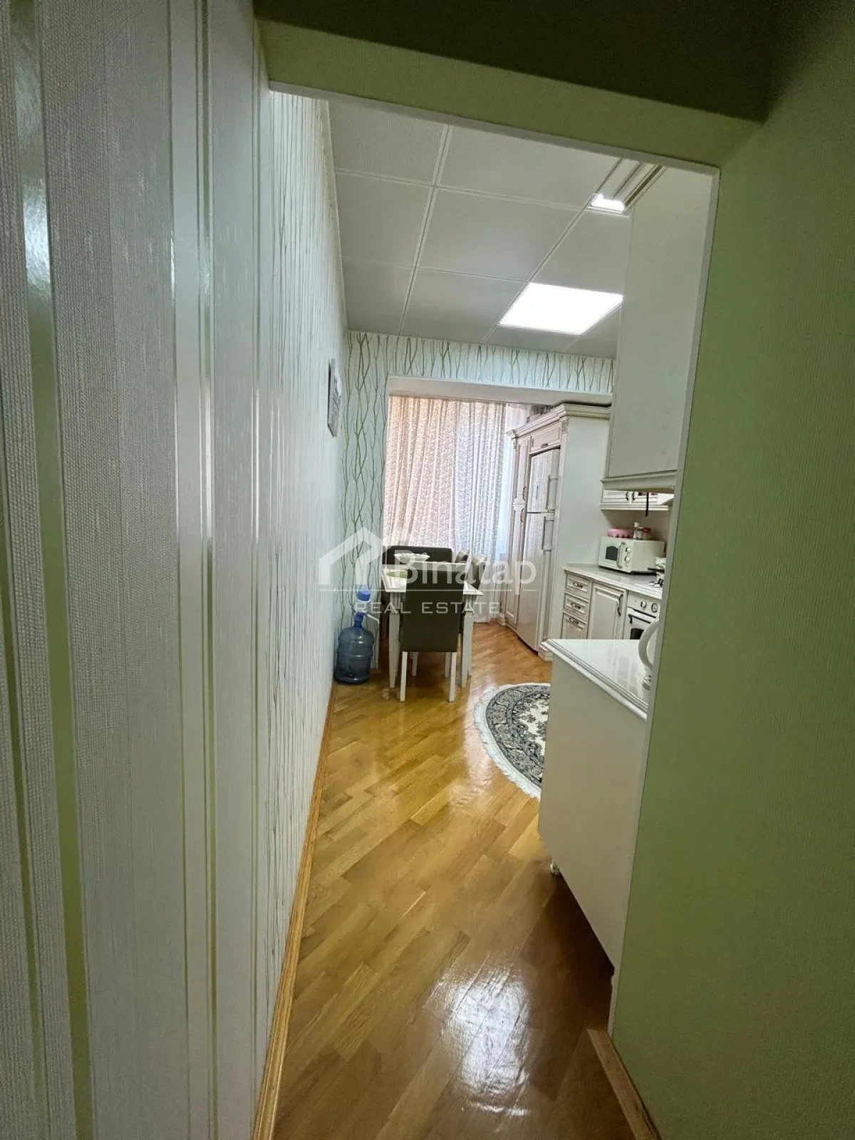 Satılır 2 otaqlı köhnə tikili 52 m², Elmlər Akademiyası m. — şəkil 5